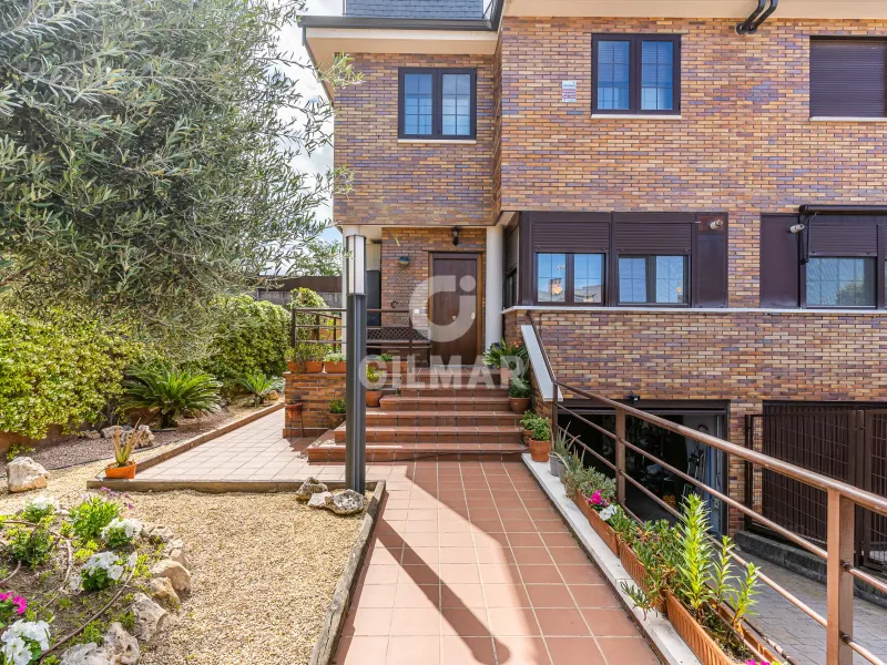 Townhouse in Arroyomolinos - Madrid