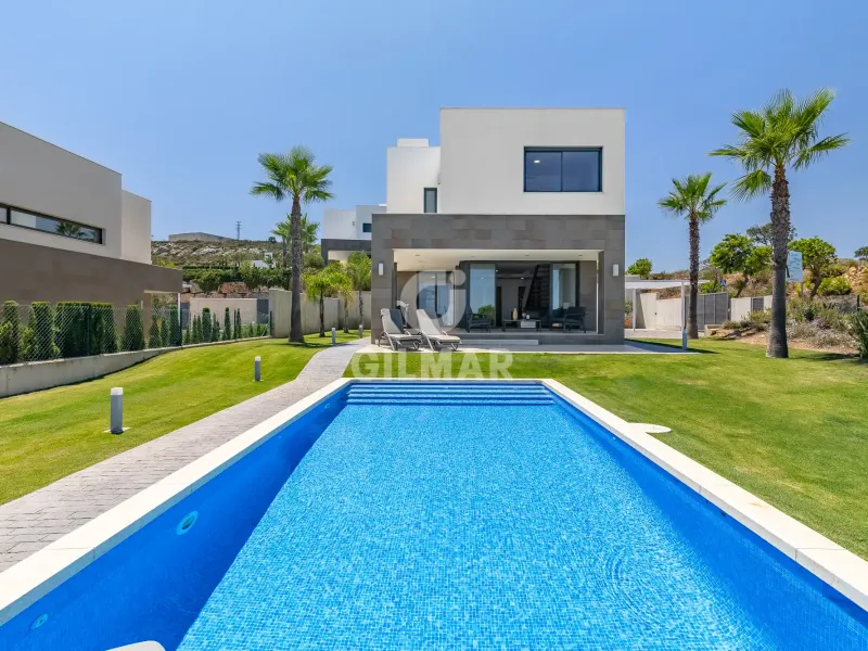 Villa in Manilva - Málaga