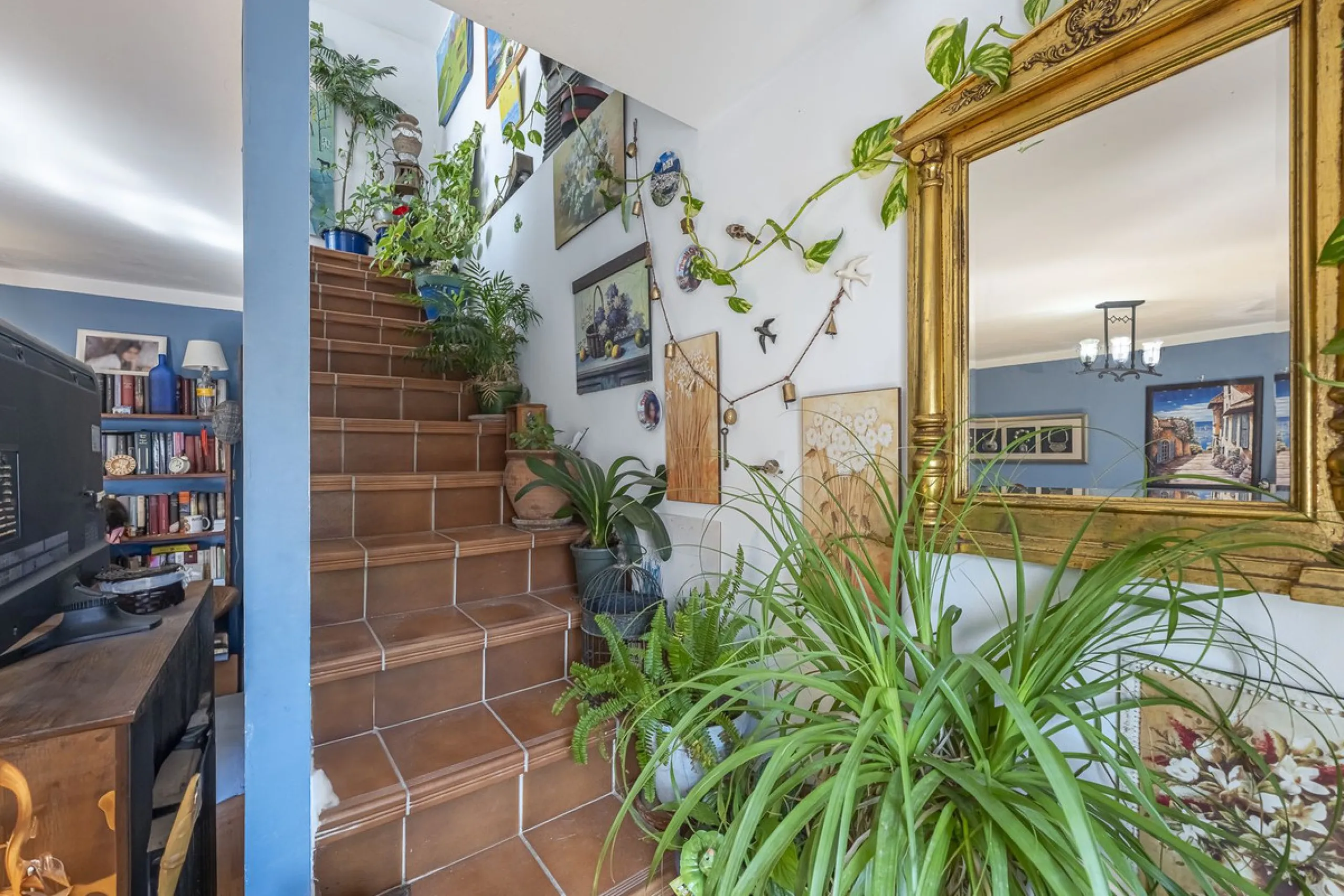 Beautiful duplex penthouse in the heart of Ojén with spectacular views