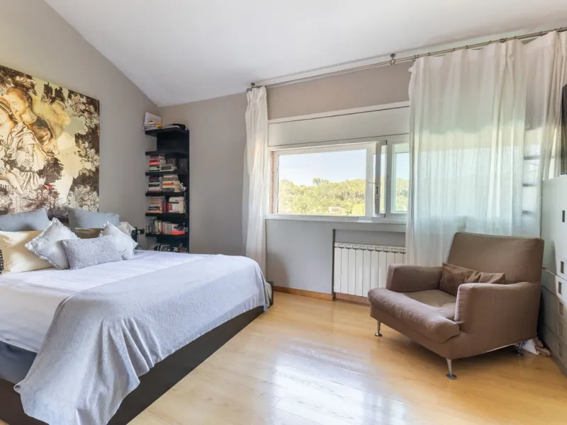 Casa de lujo con jardín y piscina en Sant Cugat del Valles, Barcelona