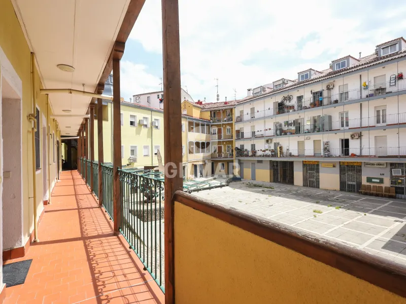 Apartment in Embajadores - Madrid