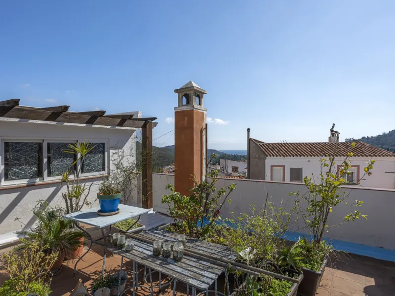 Beautiful duplex penthouse in the heart of Ojén with spectacular views