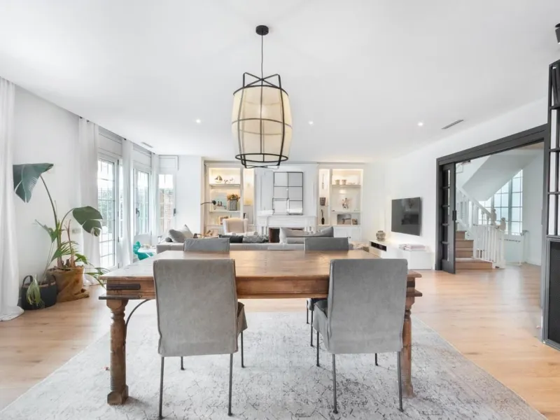  Elegant Townhouse in Valldoreix, Sant Cugat del Valles, Barcelona