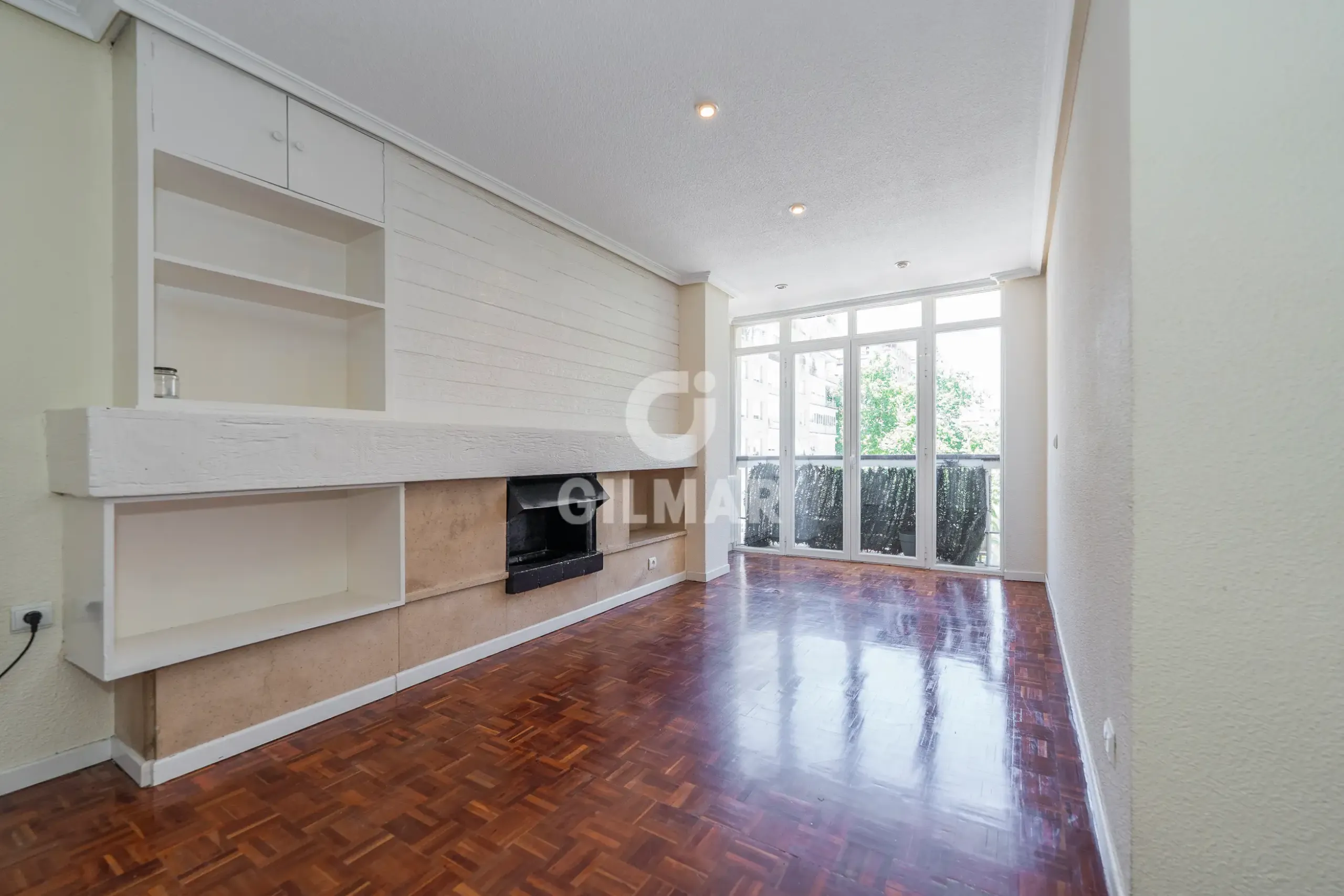 Apartment in Nueva España - Madrid