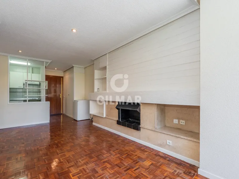 Apartment in Nueva España - Madrid