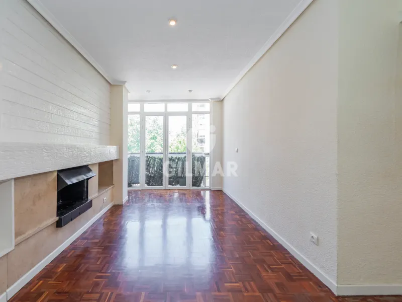 Apartment in Nueva España - Madrid