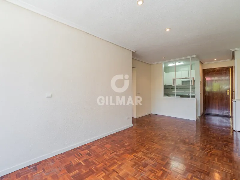 Apartment in Nueva España - Madrid