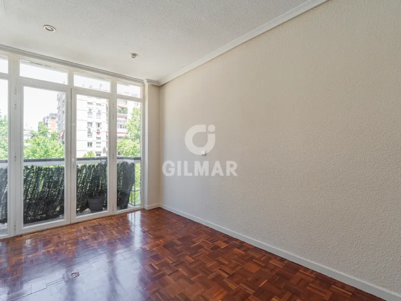 Apartment in Nueva España - Madrid