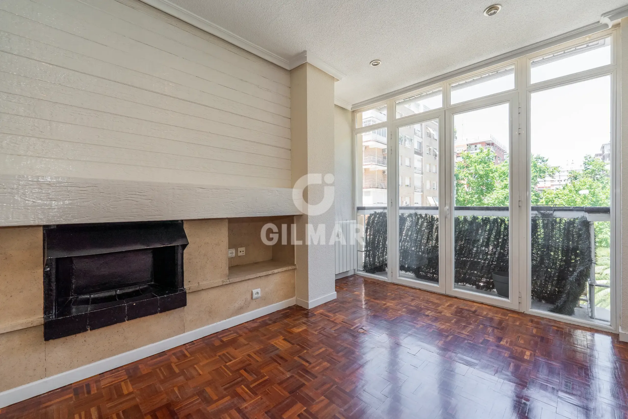 Apartment in Nueva España - Madrid