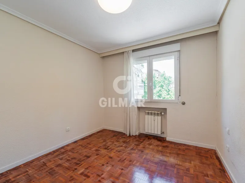 Apartment in Nueva España - Madrid