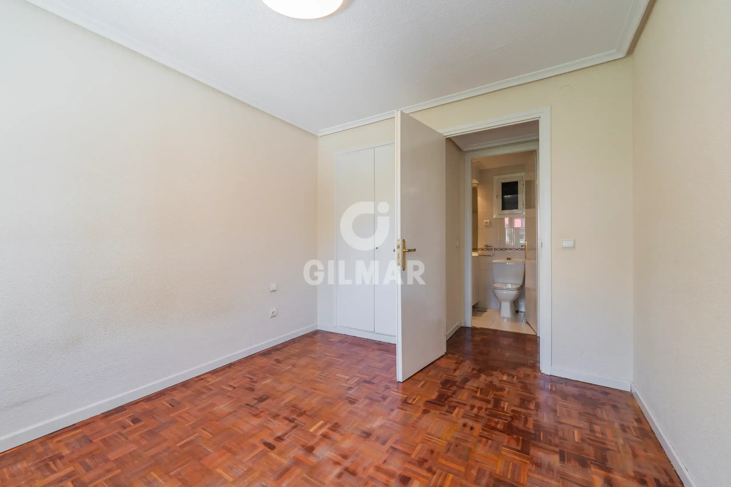 Apartment in Nueva España - Madrid