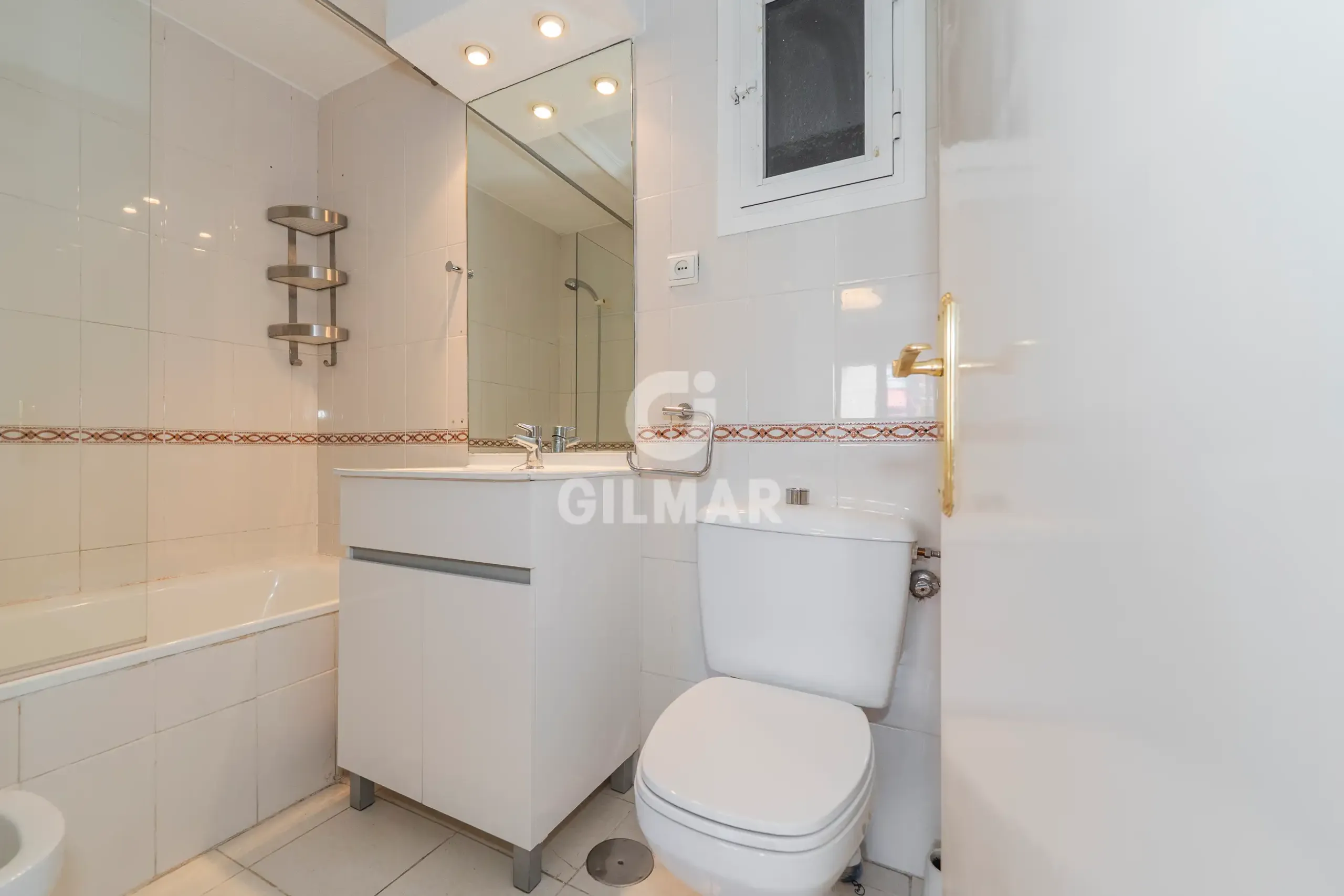 Apartment in Nueva España - Madrid