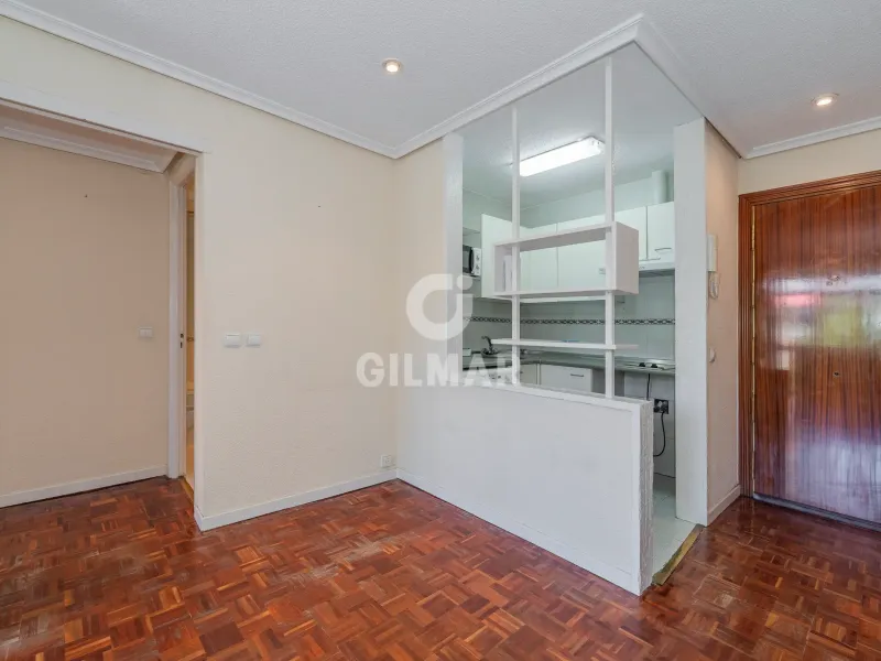 Apartment in Nueva España - Madrid