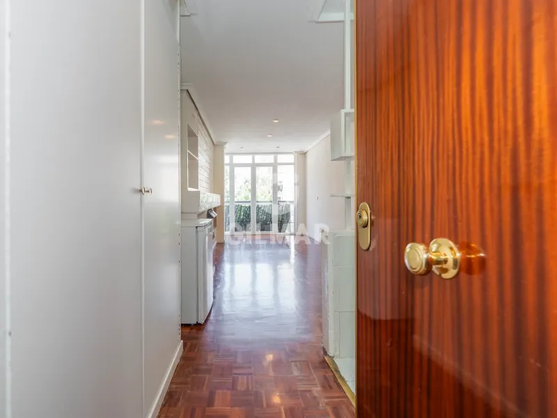 Apartment in Nueva España - Madrid