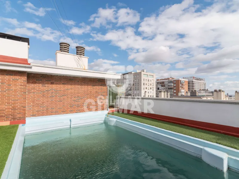 Apartment in Nueva España - Madrid