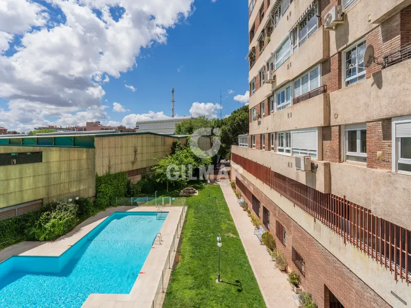 Apartment in Nueva España - Madrid