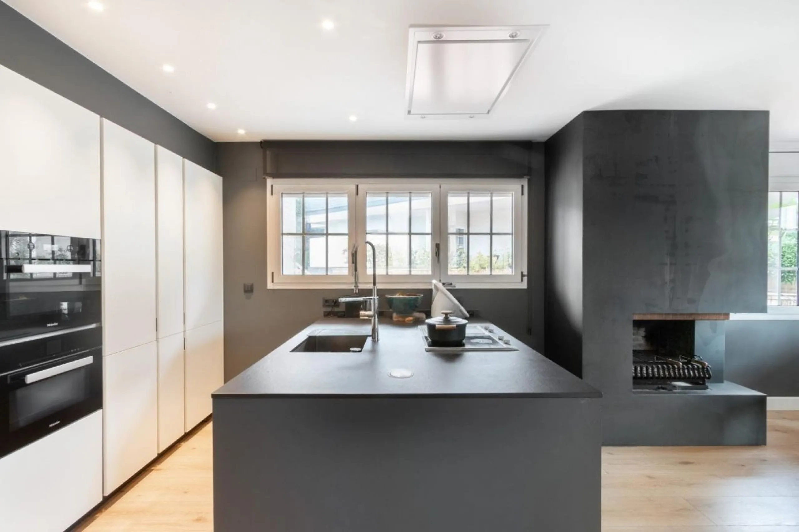  Elegant Townhouse in Valldoreix, Sant Cugat del Valles, Barcelona