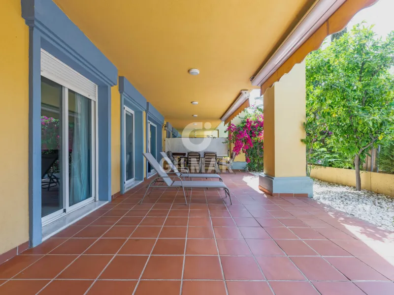 Apartment in Marbella Este - Málaga