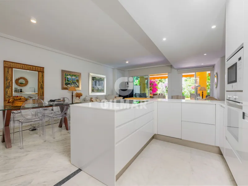 Apartment in Marbella Este - Málaga