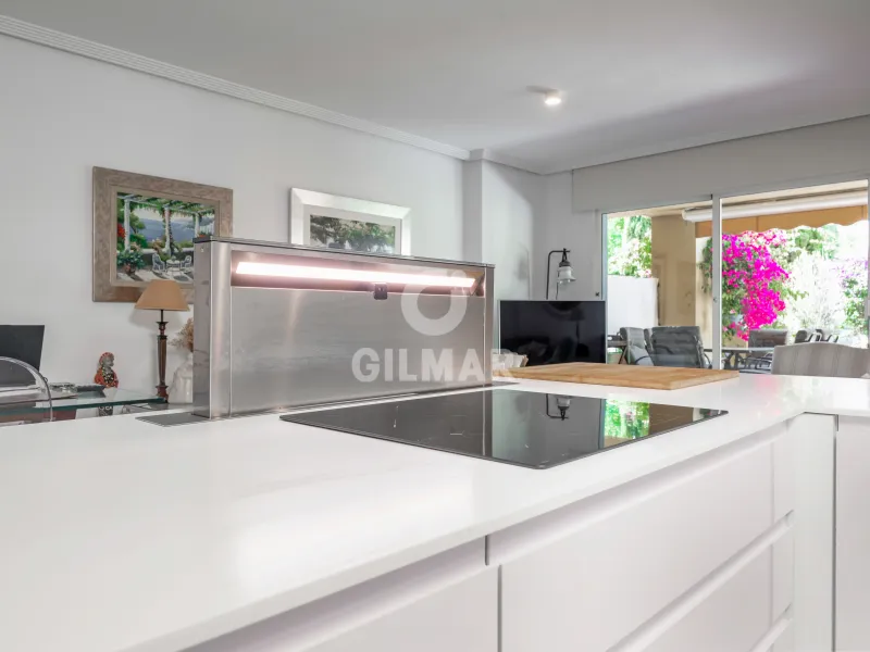 Apartment in Marbella Este - Málaga