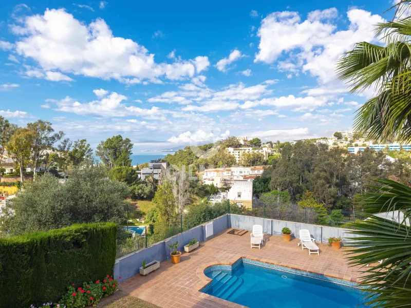 Villa in Málaga Este - Málaga