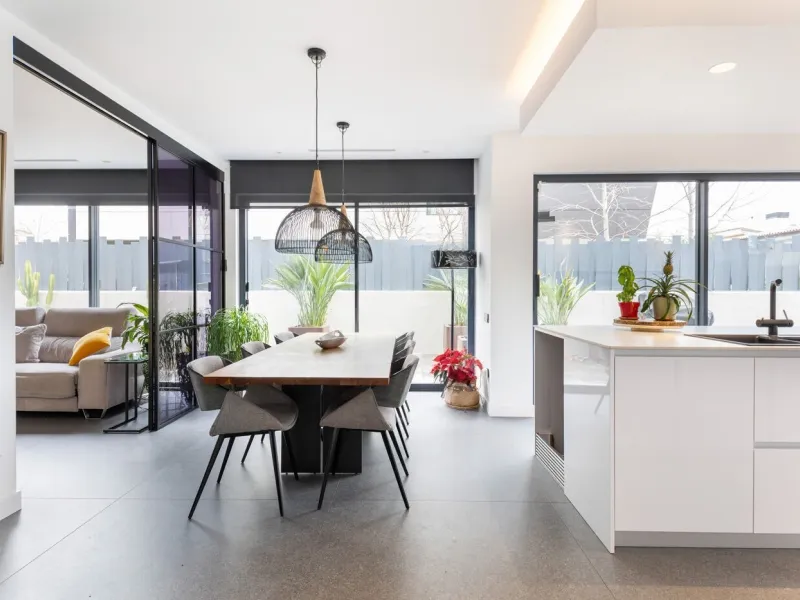 Exceptional Contemporary Home with Elegant Design in Sant Cugat del Valles, Barcelona