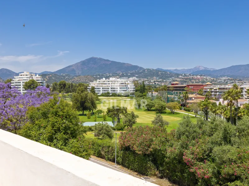 Semi-detached house in Guadalmina - Málaga