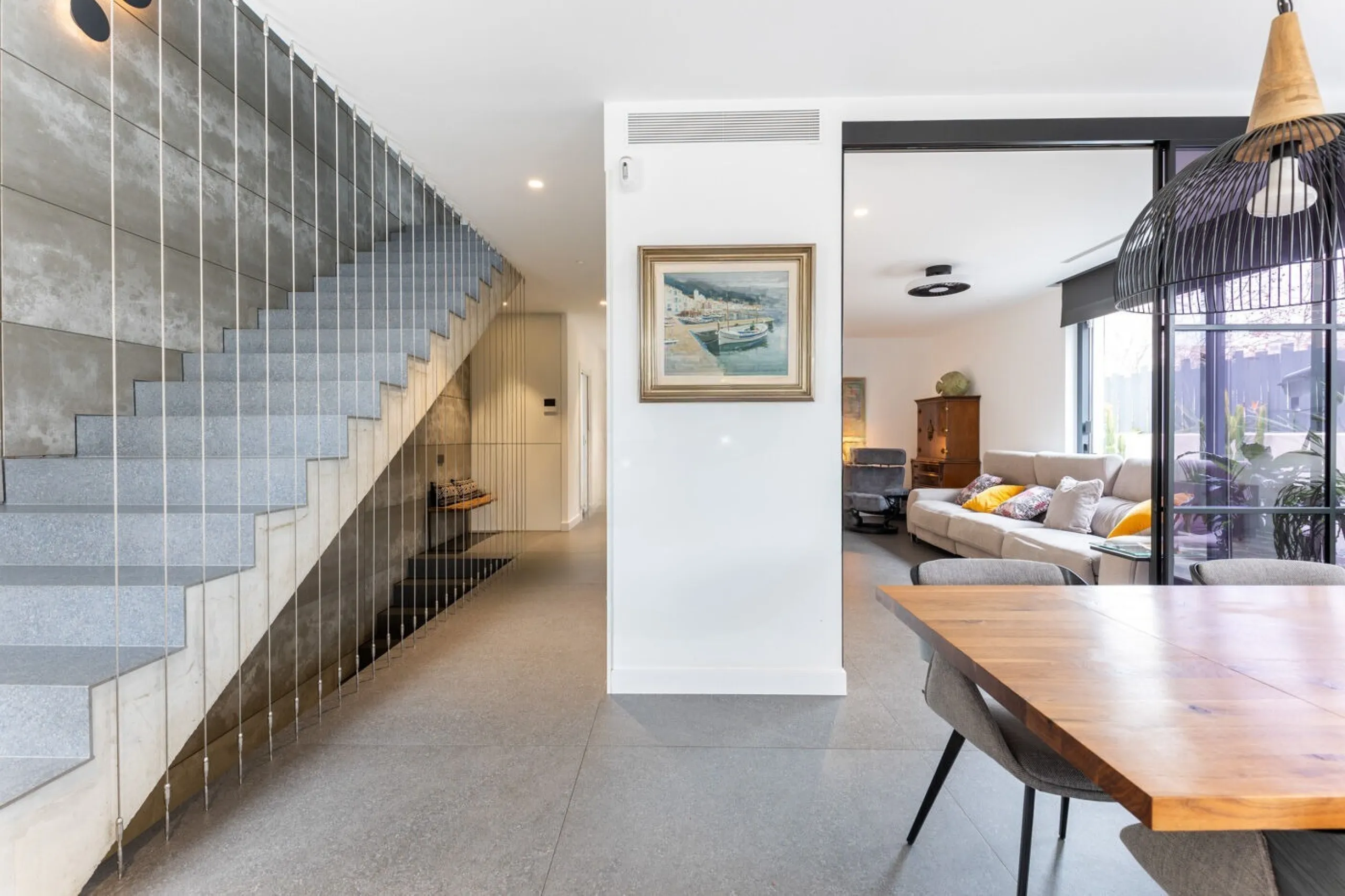 Exceptional Contemporary Home with Elegant Design in Sant Cugat del Valles, Barcelona