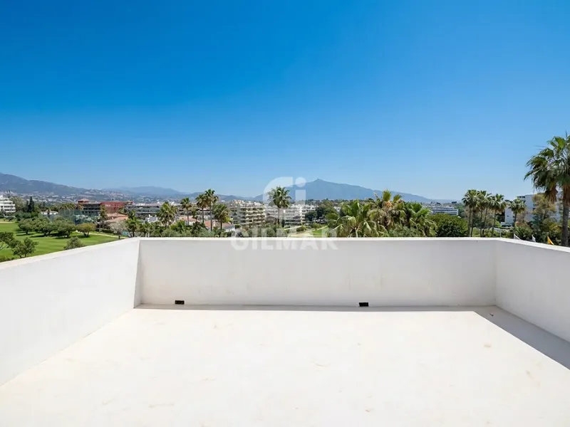 Semi-detached house in Guadalmina - Málaga