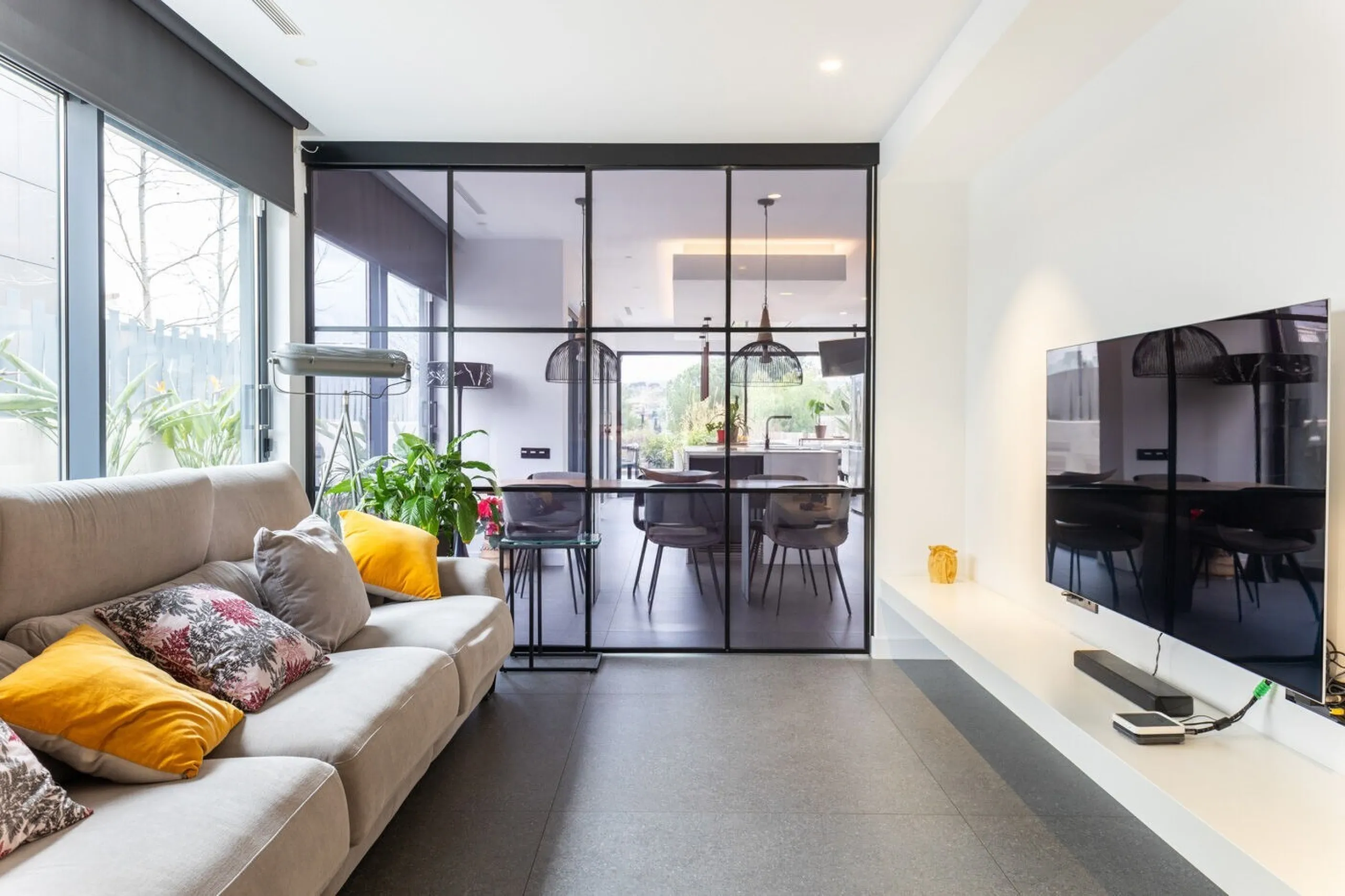 Exceptional Contemporary Home with Elegant Design in Sant Cugat del Valles, Barcelona