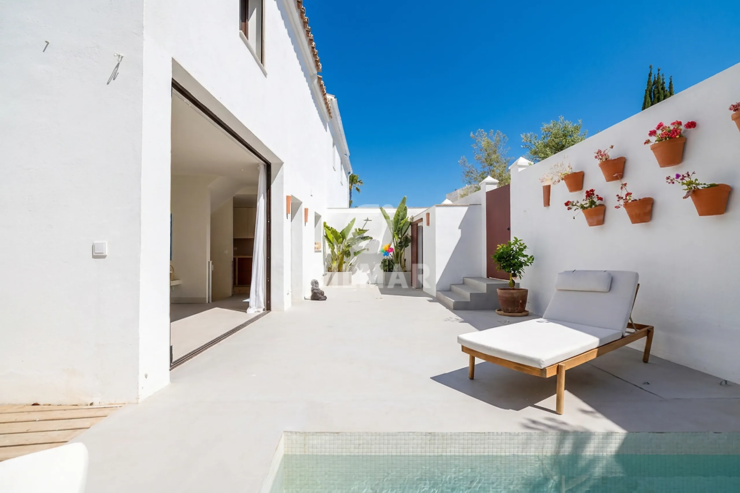 Semi-detached house in Guadalmina - Málaga