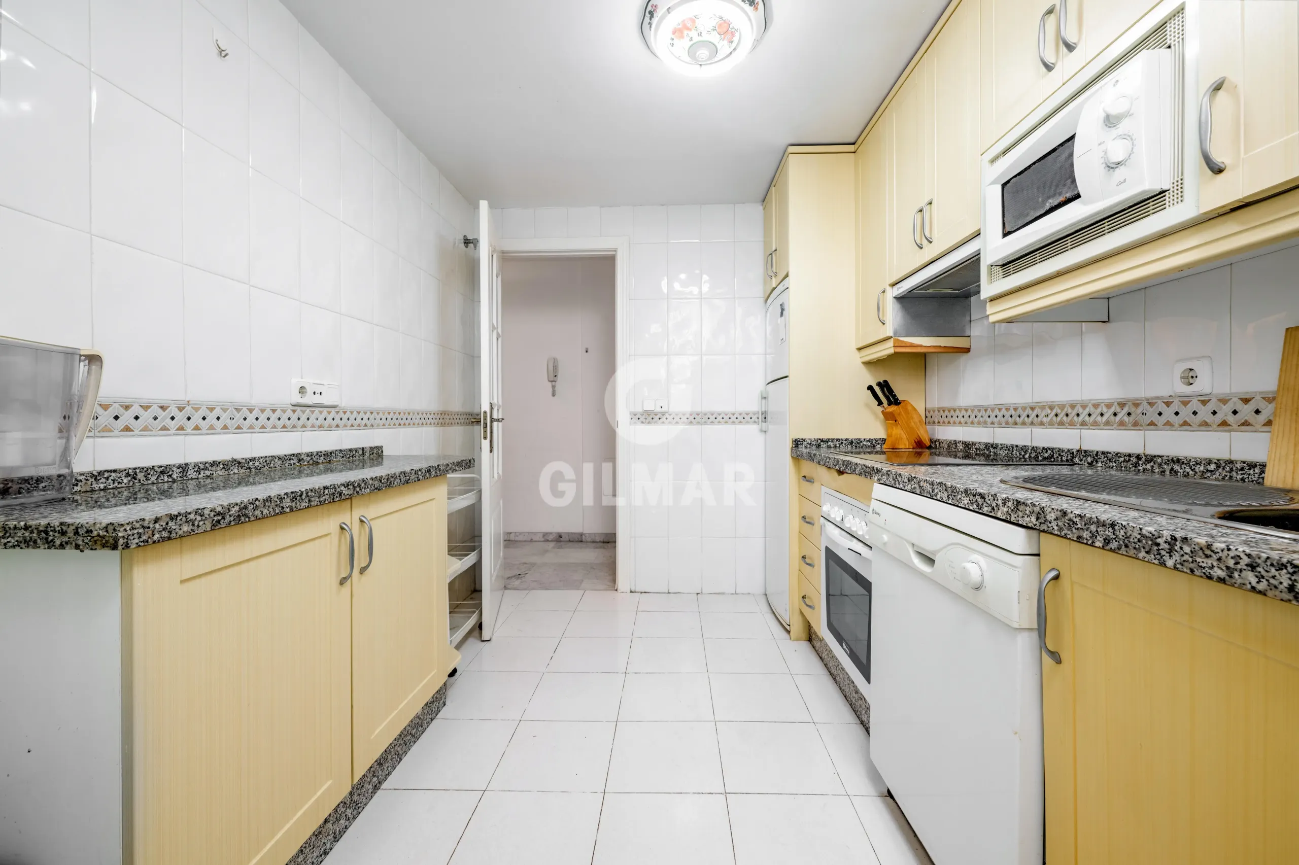 Duplex penthouse in Marbella Ciudad - Málaga