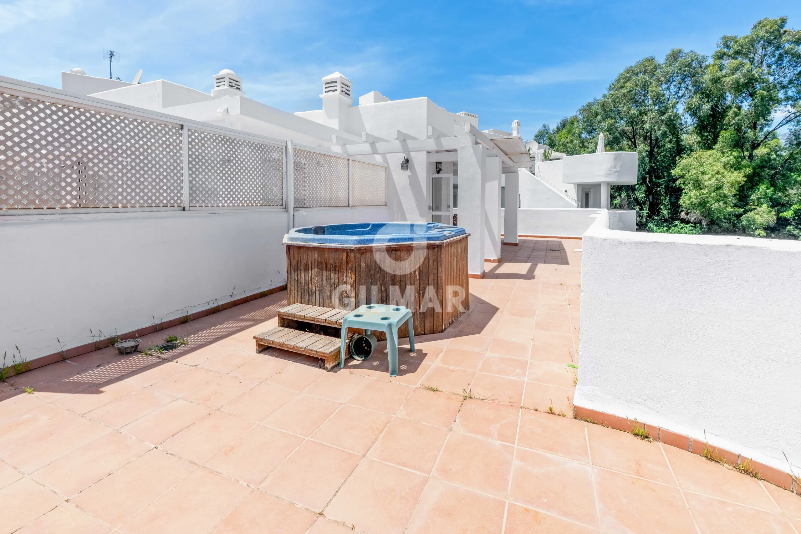 Duplex penthouse in Marbella Ciudad - Málaga