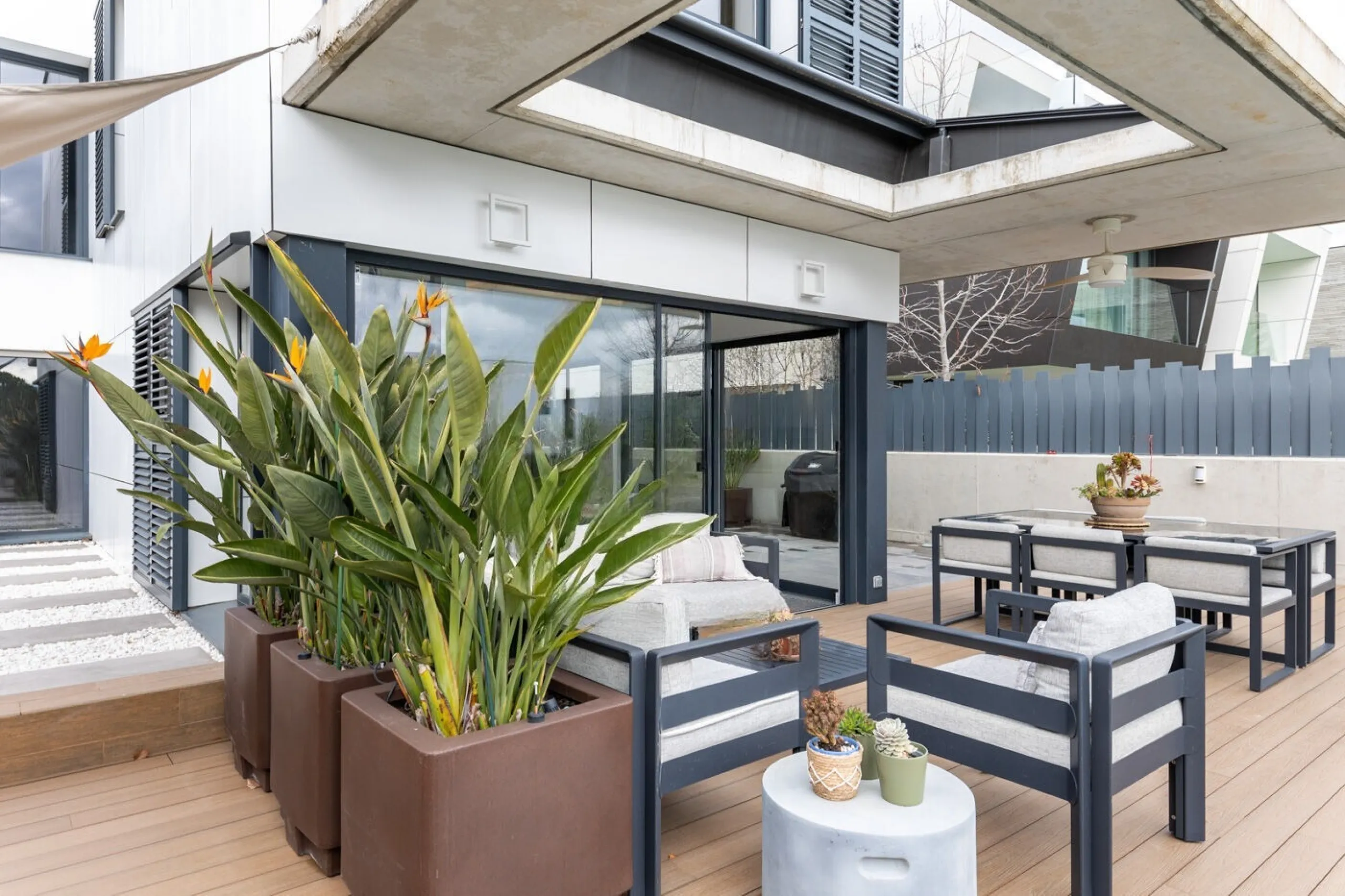 Exceptional Contemporary Home with Elegant Design in Sant Cugat del Valles, Barcelona
