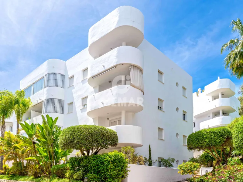 Duplex penthouse in Marbella Ciudad - Málaga