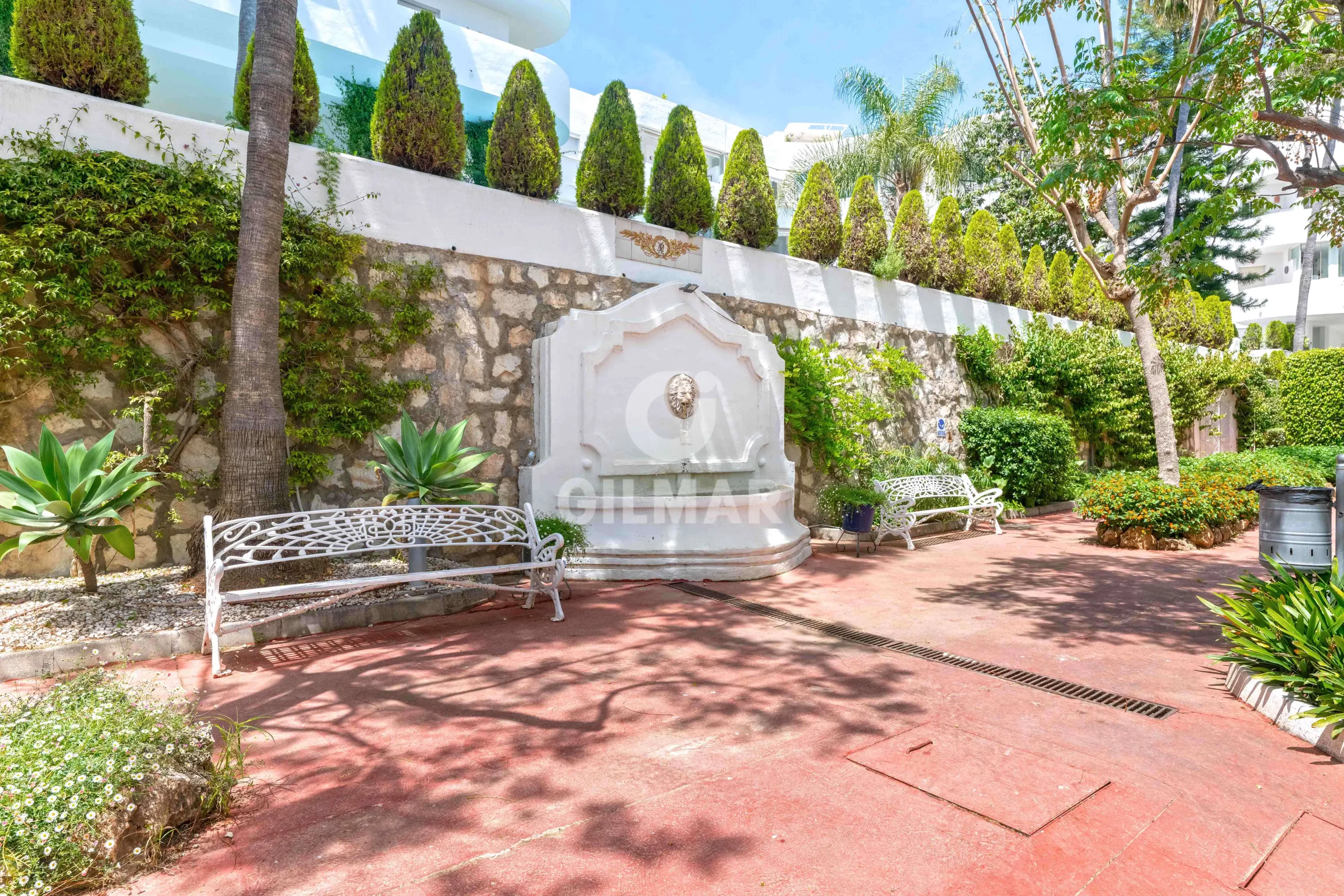 Duplex penthouse in Marbella Ciudad - Málaga
