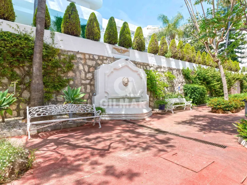 Duplex penthouse in Marbella Ciudad - Málaga