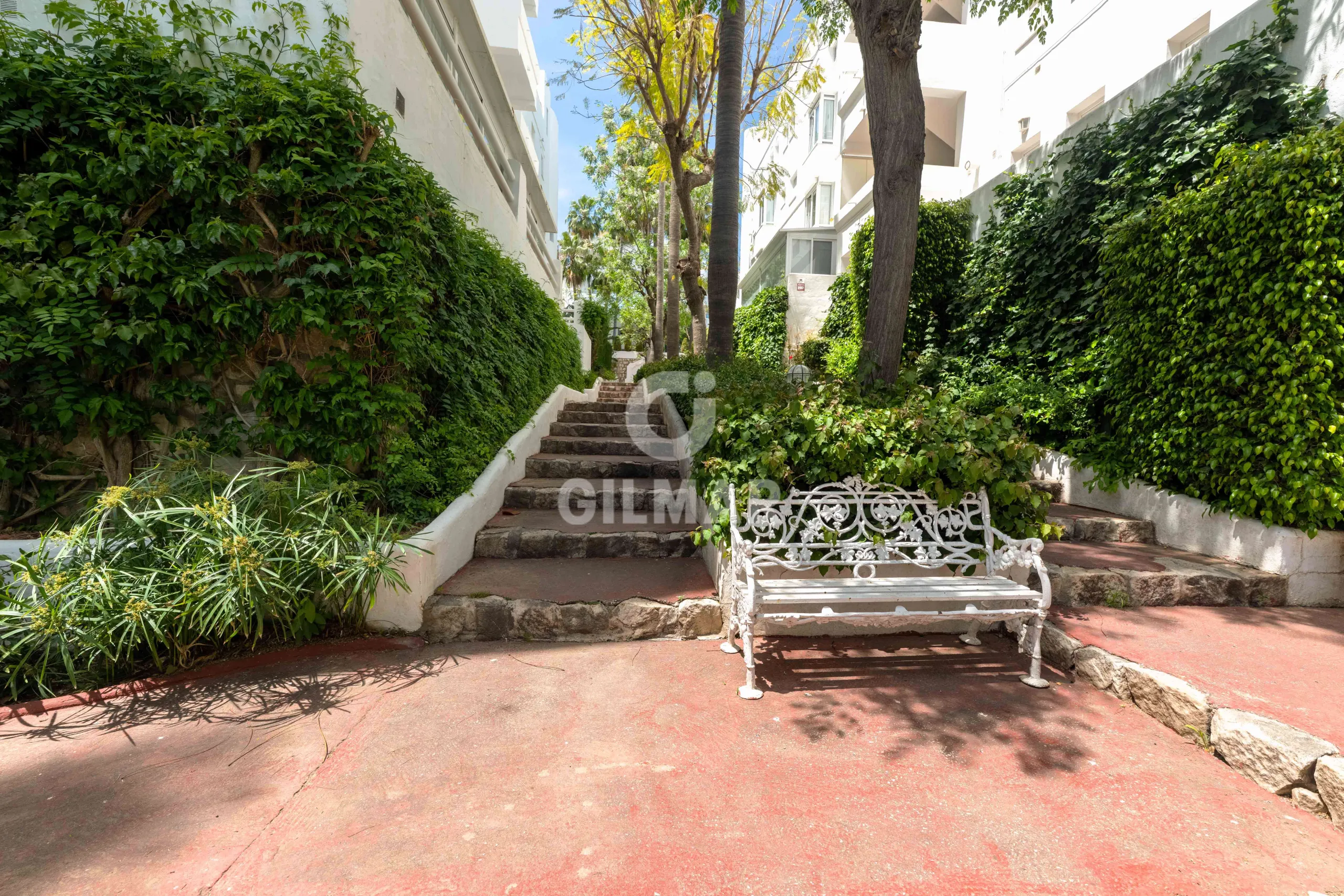 Duplex penthouse in Marbella Ciudad - Málaga