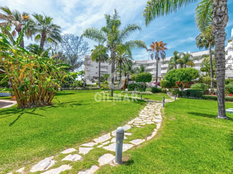 Duplex penthouse in Marbella Ciudad - Málaga