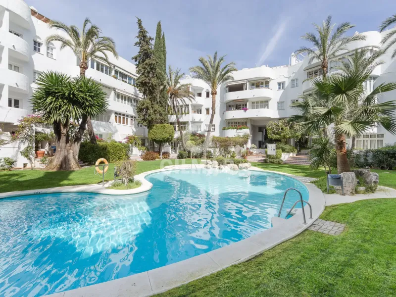 Duplex penthouse in Marbella Ciudad - Málaga