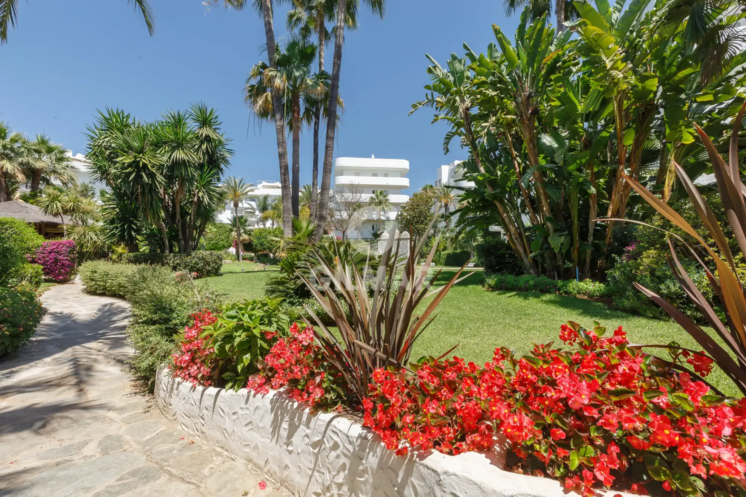 Duplex penthouse in Marbella Ciudad - Málaga