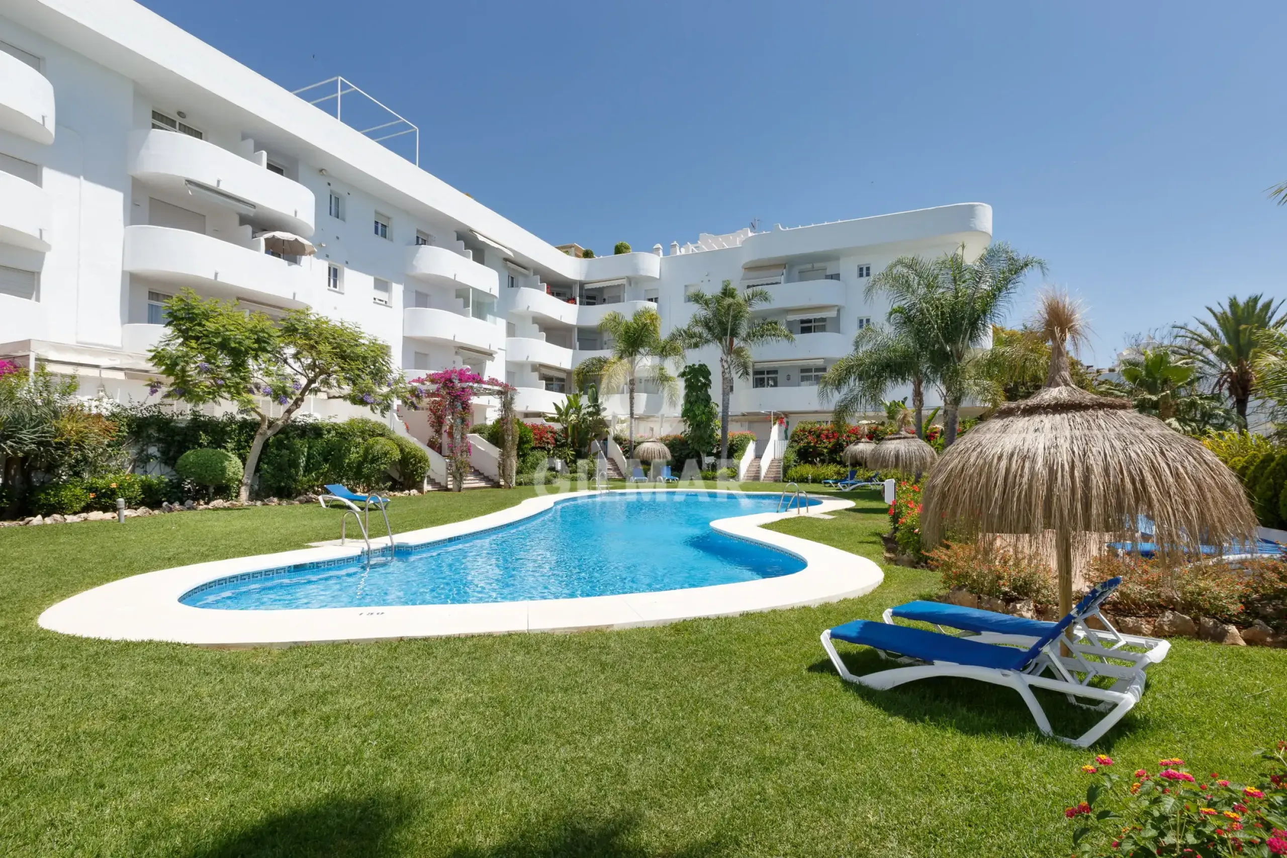 Duplex penthouse in Marbella Ciudad - Málaga