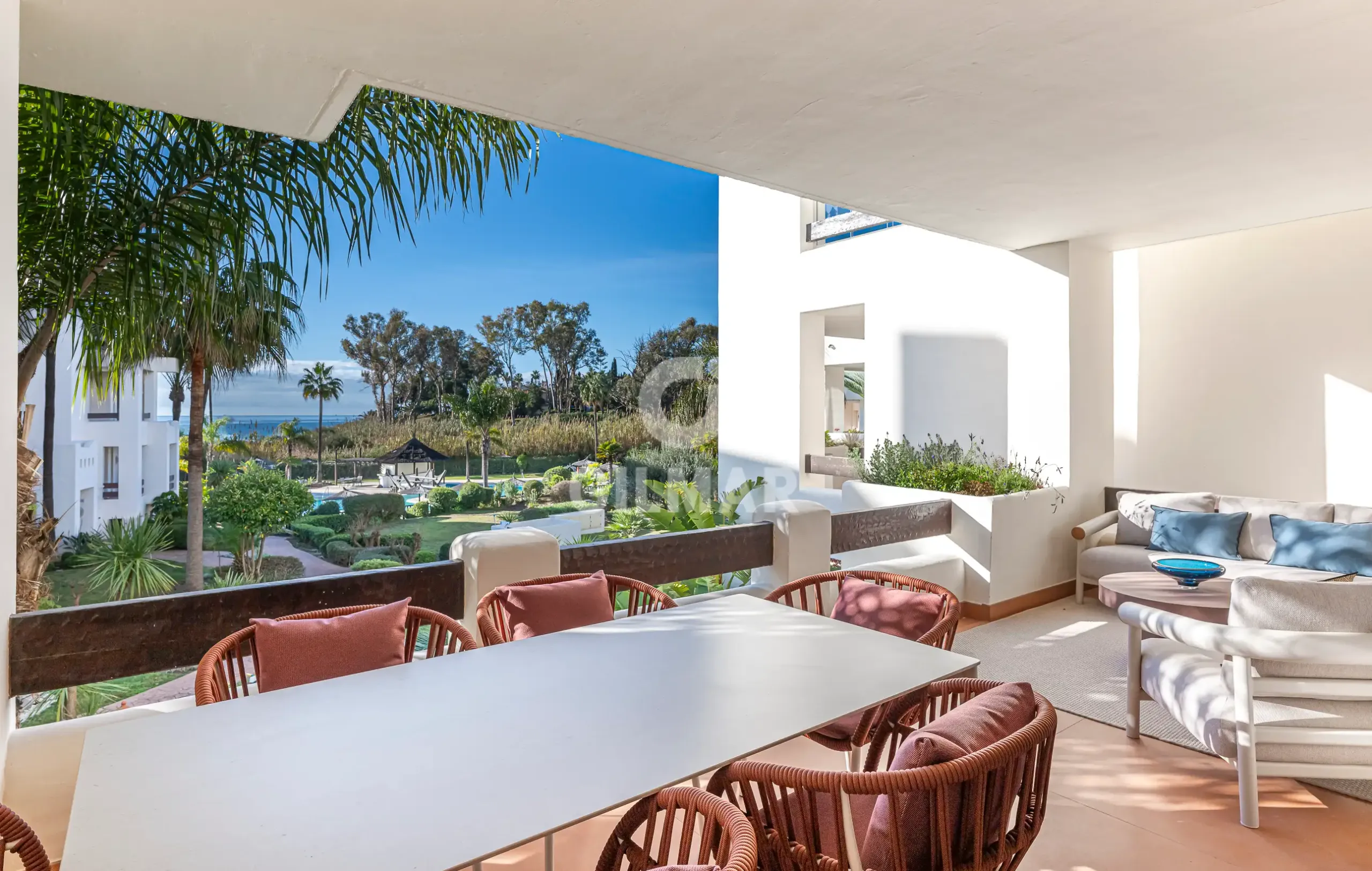 Apartment in Estepona Este - Málaga