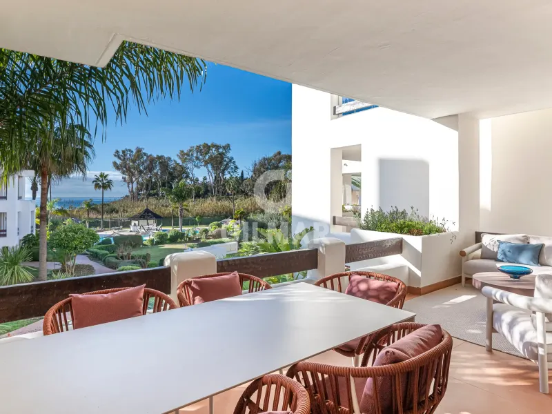 Apartment in Estepona Este - Málaga