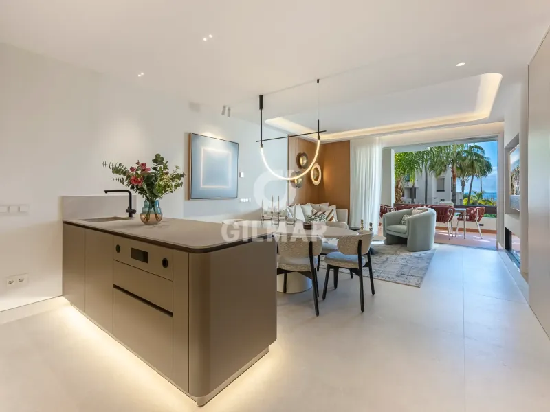 Apartment in Estepona Este - Málaga