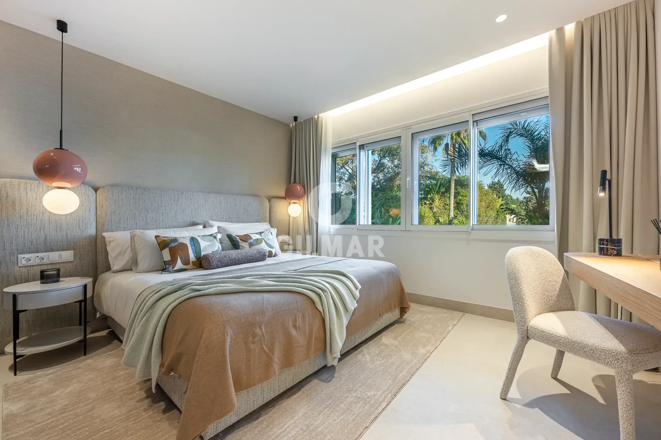Apartment in Estepona Este - Málaga