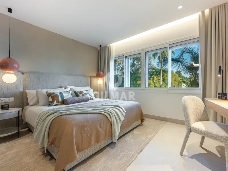 Apartment in Estepona Este - Málaga