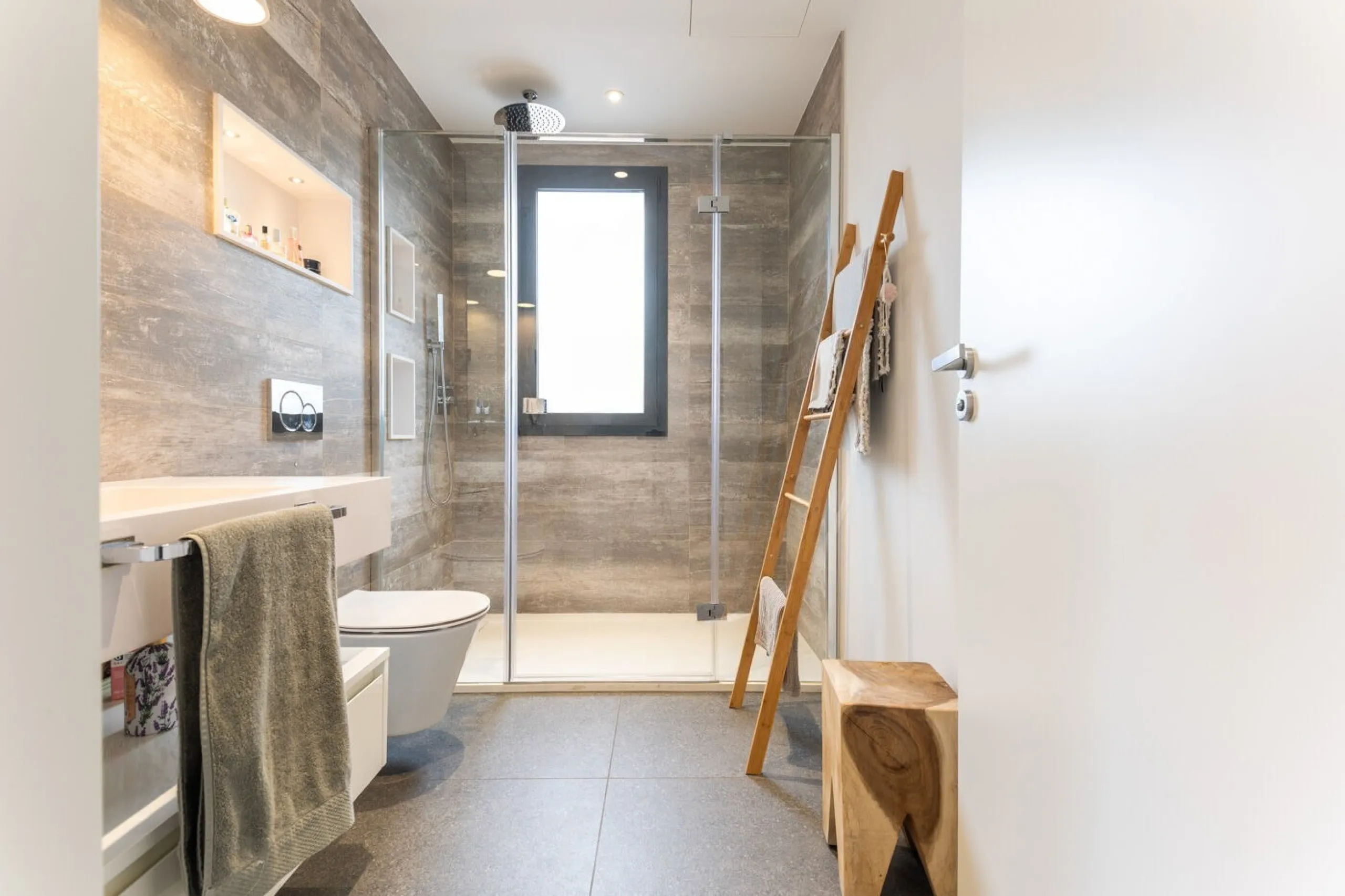 Exceptional Contemporary Home with Elegant Design in Sant Cugat del Valles, Barcelona