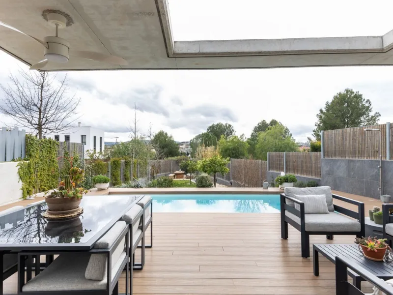Exceptional Contemporary Home with Elegant Design in Sant Cugat del Valles, Barcelona
