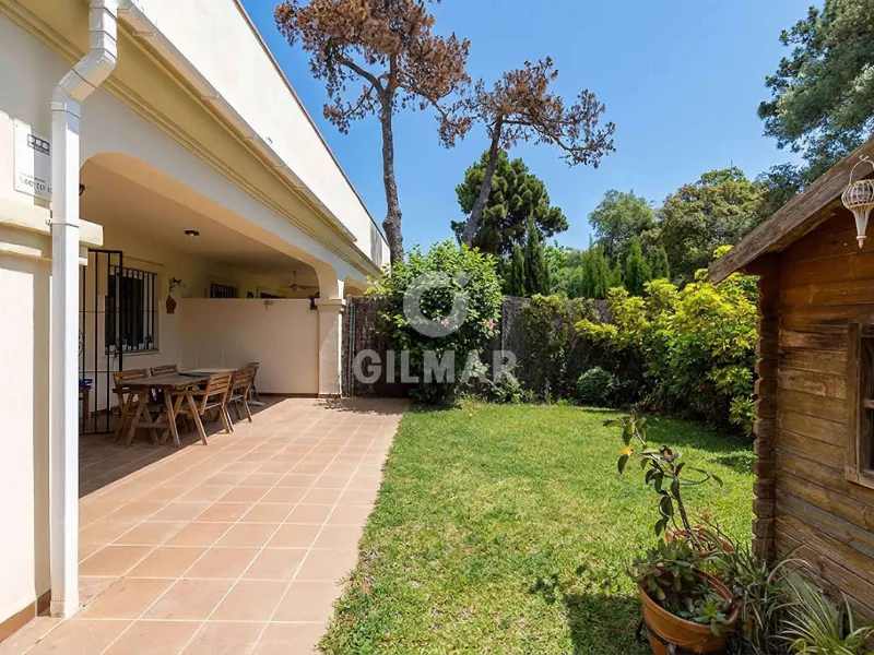 Townhouse in Marbella Este - Málaga